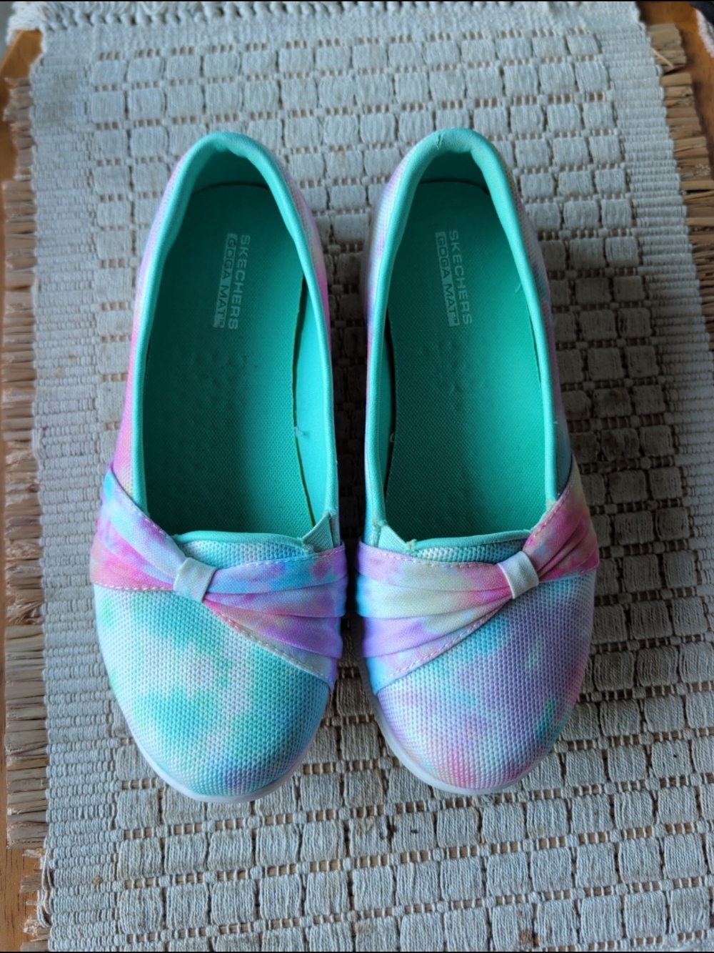 Skechers GOGA MAT Tie-Dye Slip-On Flats Sz 8